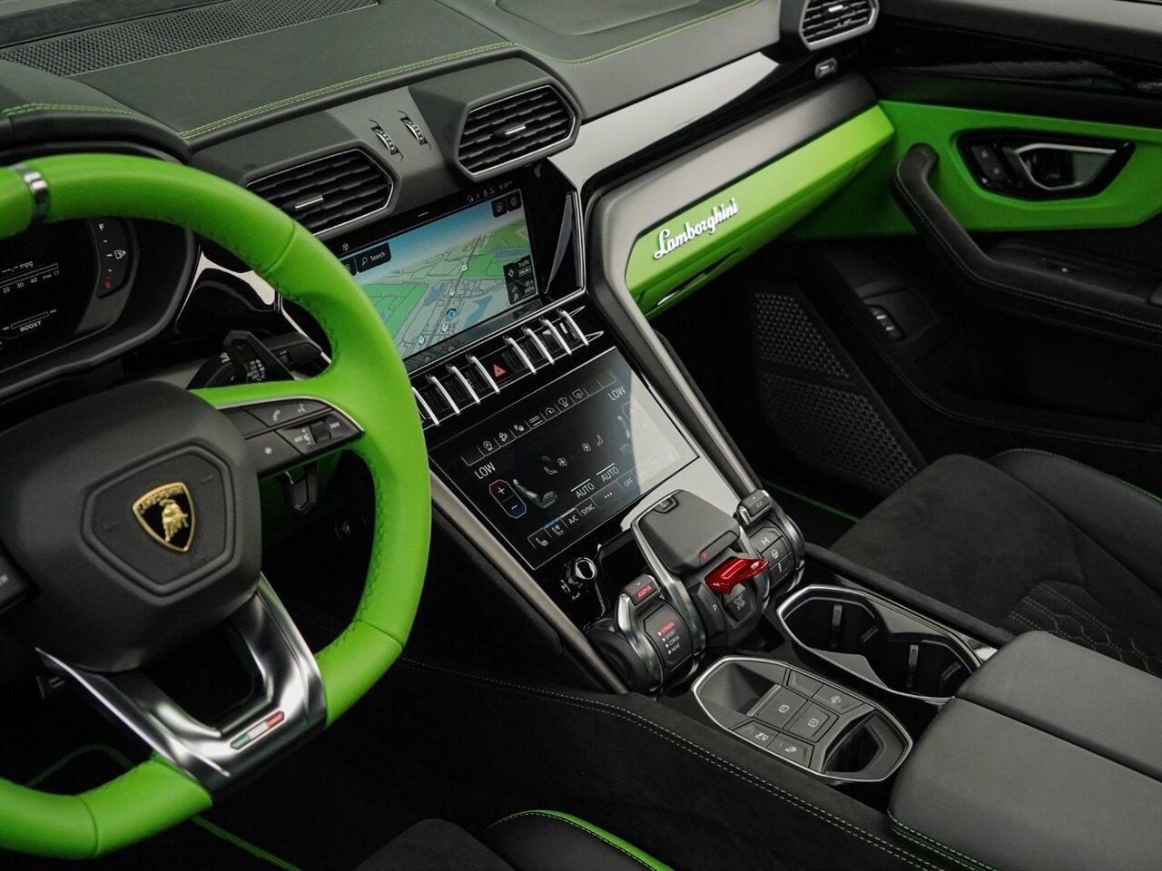 2023 Lamborghini Urus S   - Photo 14 - Bonita Springs, FL 34134