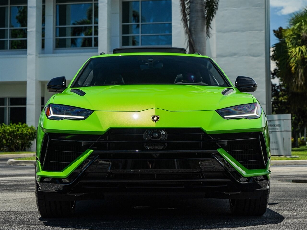 2023 Lamborghini Urus S   - Photo 7 - Bonita Springs, FL 34134