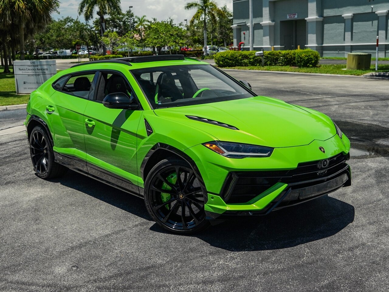 2023 Lamborghini Urus S   - Photo 79 - Bonita Springs, FL 34134