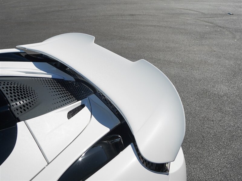 2024 McLaren 750S Spider - Photo 49 - Bonita Springs, FL 34134