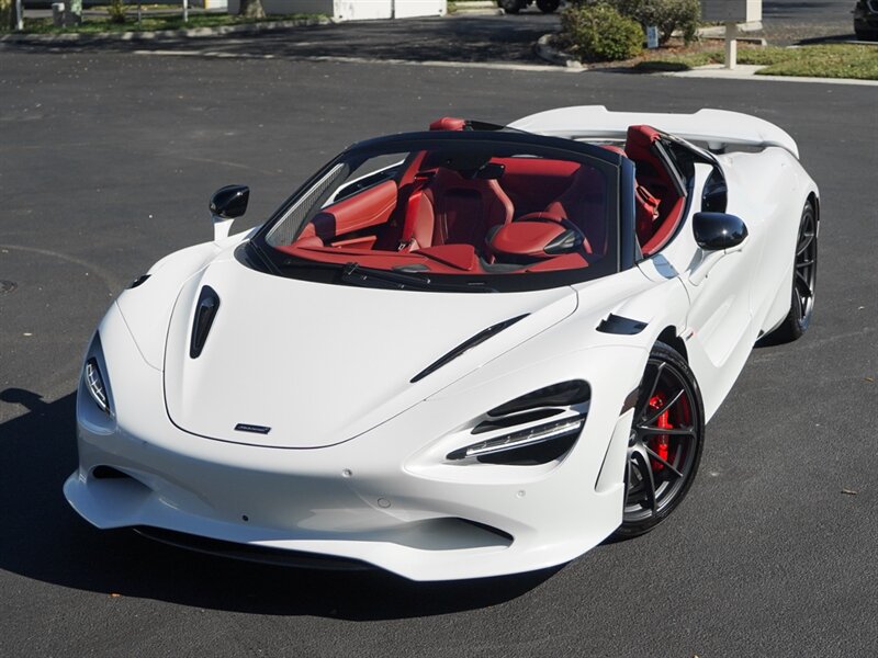 2024 McLaren 750S Spider - Photo 10 - Bonita Springs, FL 34134