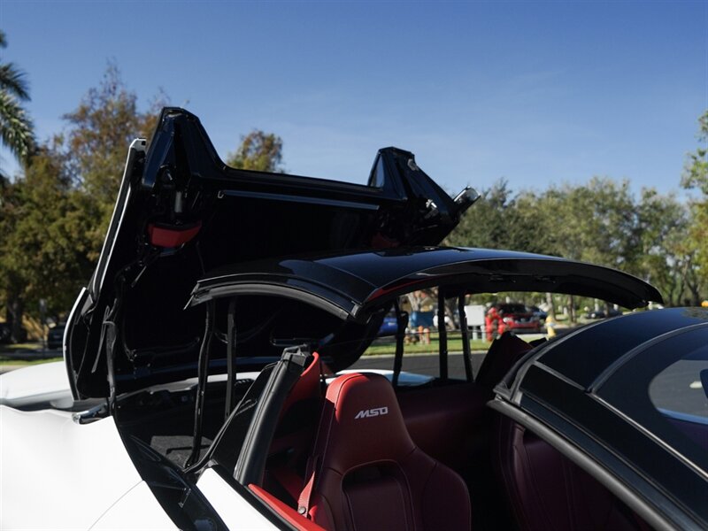 2024 McLaren 750S Spider - Photo 68 - Bonita Springs, FL 34134