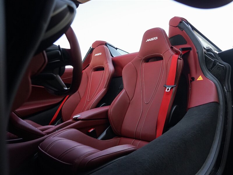 2024 McLaren 750S Spider - Photo 22 - Bonita Springs, FL 34134