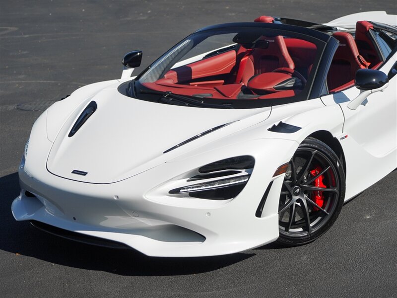 2024 McLaren 750S Spider - Photo 11 - Bonita Springs, FL 34134