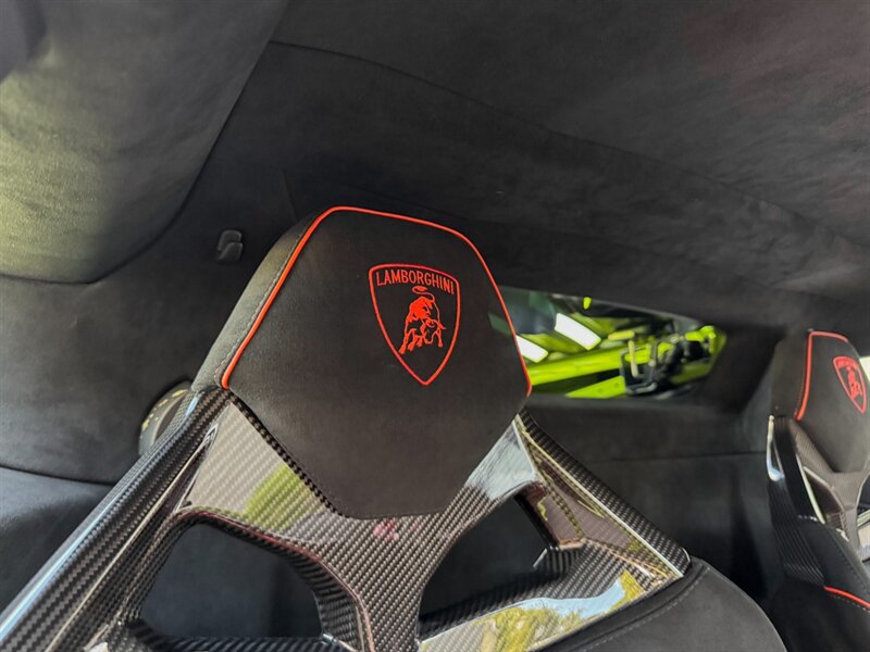 2023 Lamborghini Huracan STO   - Photo 35 - Bonita Springs, FL 34134
