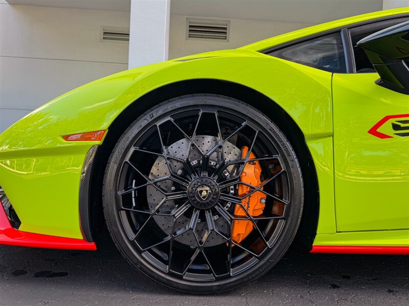 2023 Lamborghini Huracan STO   - Photo 43 - Bonita Springs, FL 34134