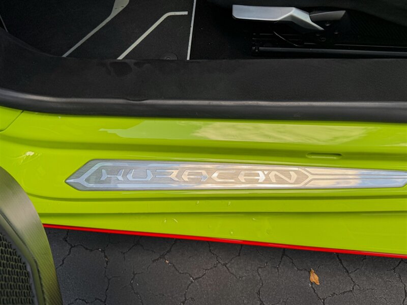 2023 Lamborghini Huracan STO   - Photo 26 - Bonita Springs, FL 34134