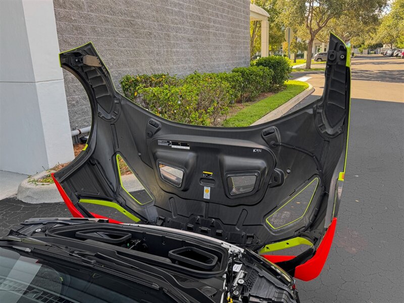 2023 Lamborghini Huracan STO   - Photo 39 - Bonita Springs, FL 34134