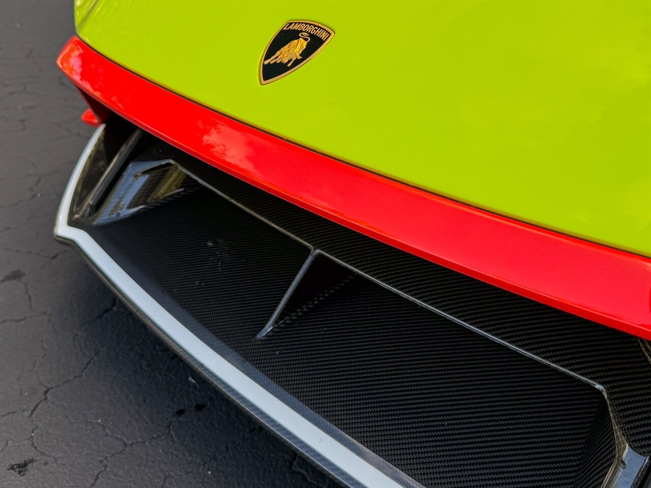 2023 Lamborghini Huracan STO photo 4