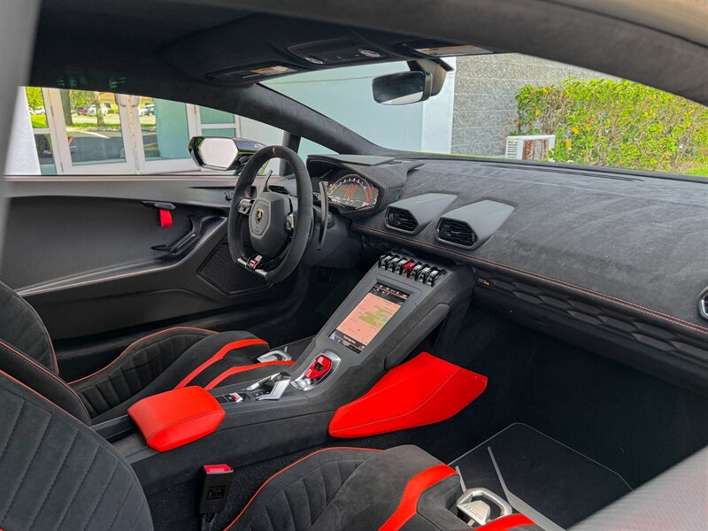 2023 Lamborghini Huracan STO   - Photo 27 - Bonita Springs, FL 34134