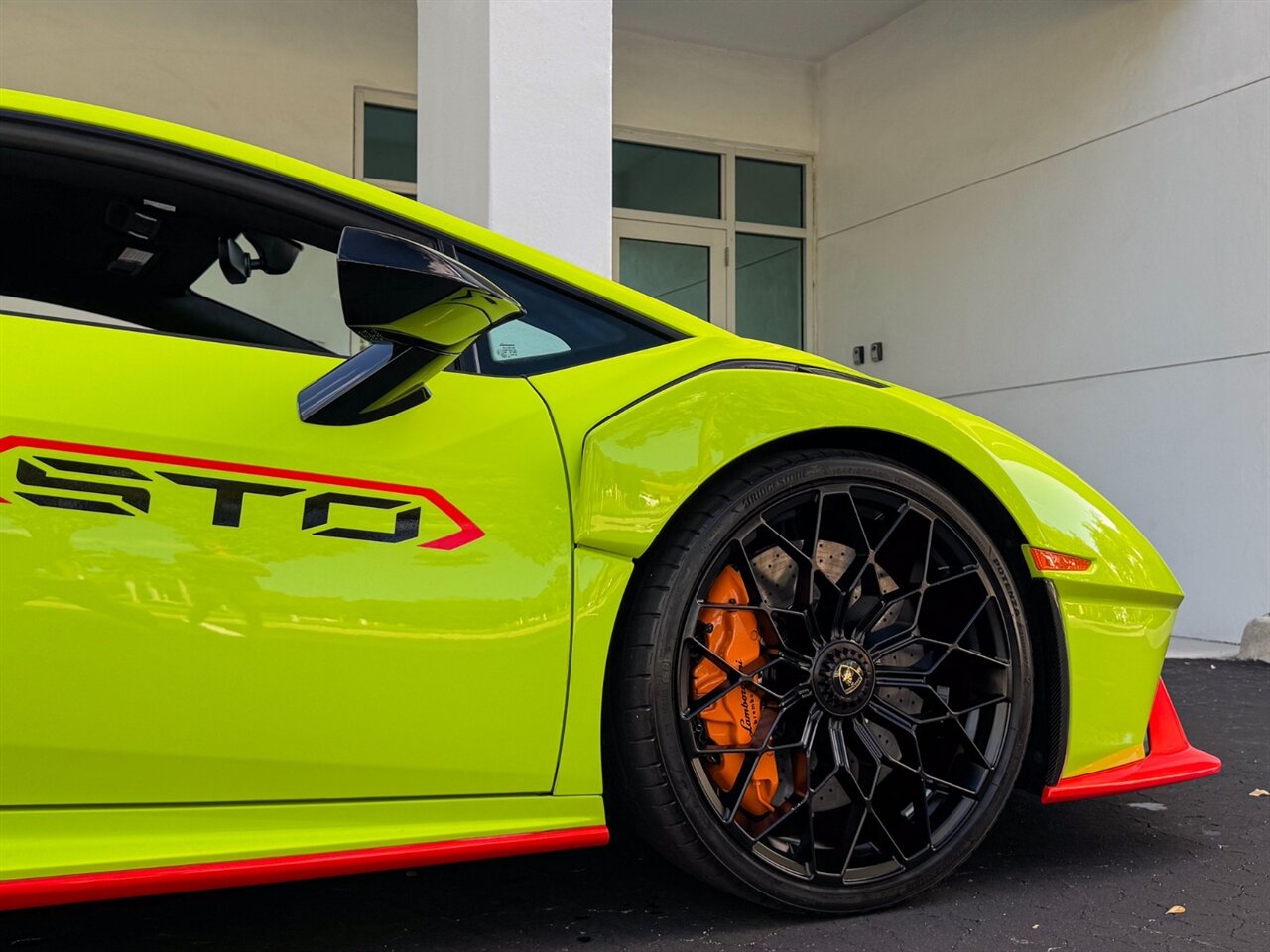 2023 Lamborghini Huracan STO photo 55