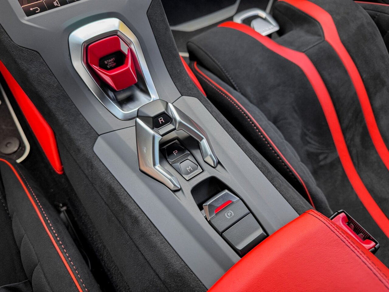 2023 Lamborghini Huracan STO photo 16