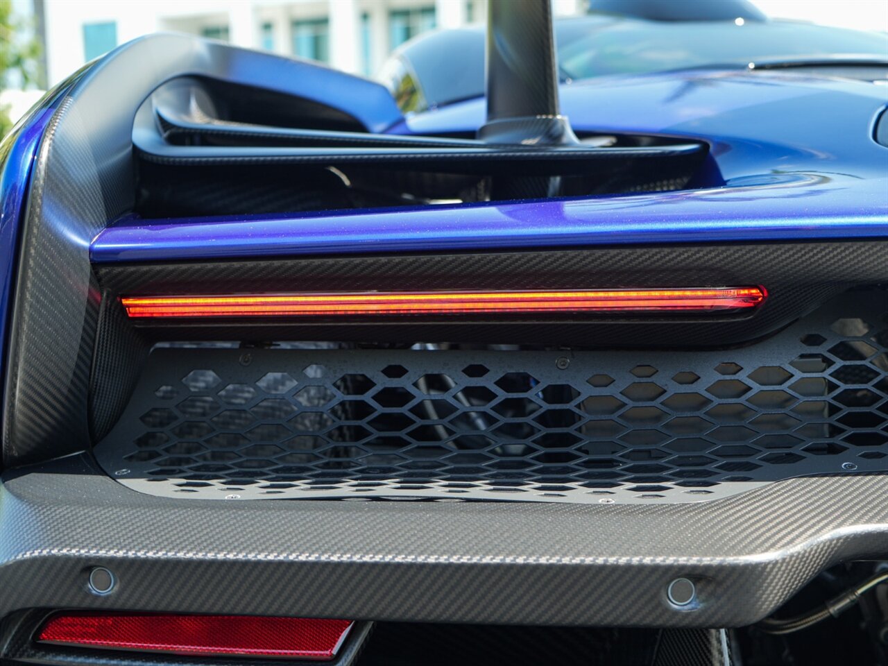 2019 McLaren Senna - Photo 47 - Bonita Springs, FL 34134