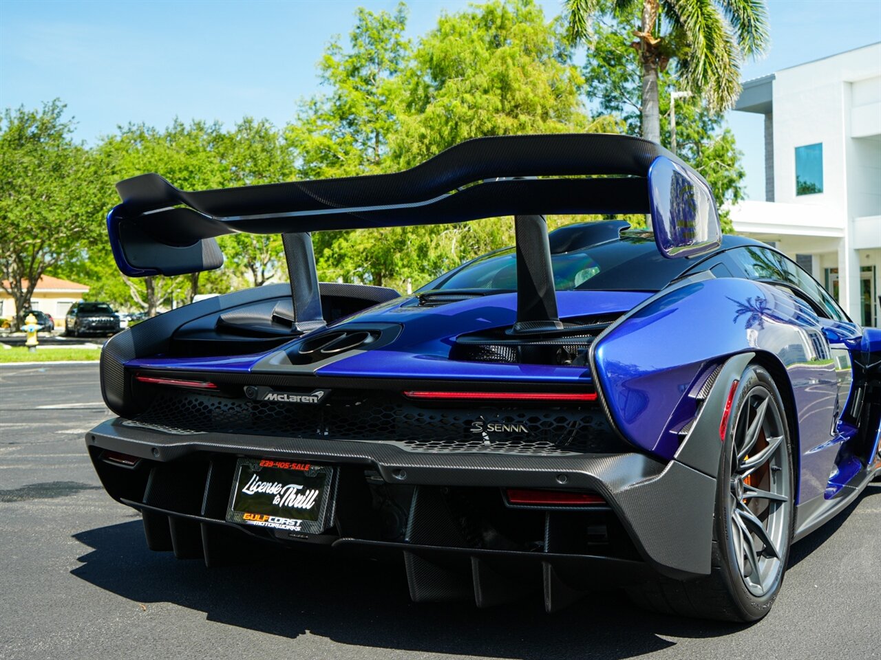 2019 McLaren Senna - Photo 54 - Bonita Springs, FL 34134