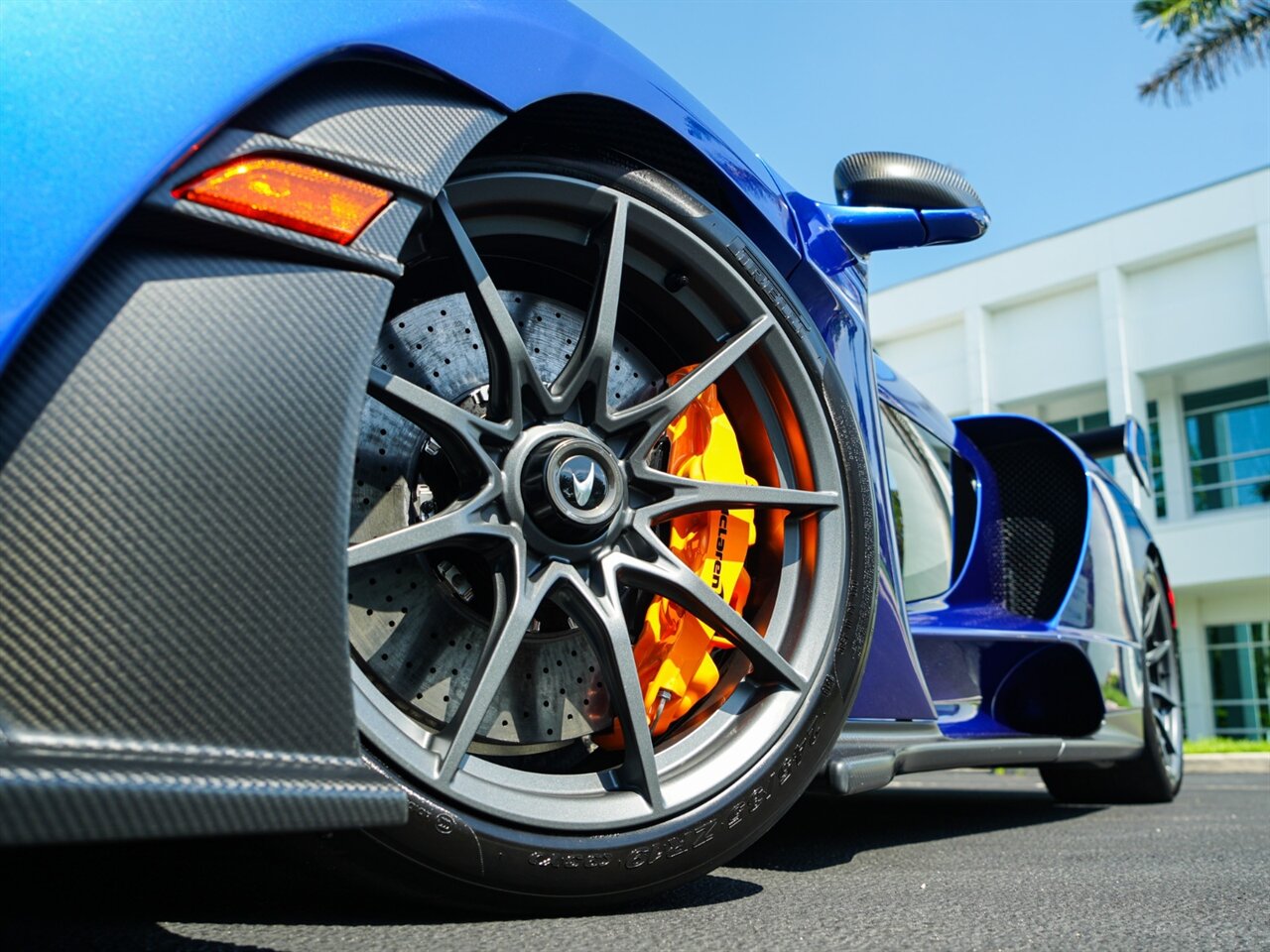 2019 McLaren Senna - Photo 13 - Bonita Springs, FL 34134