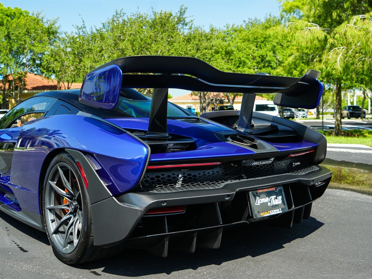 2019 McLaren Senna - Photo 44 - Bonita Springs, FL 34134