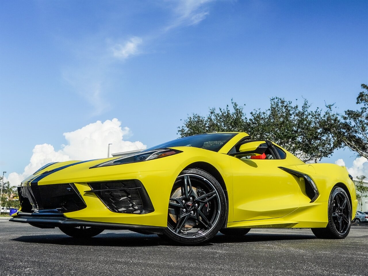 2020 Chevrolet Corvette Stingray   - Photo 11 - Bonita Springs, FL 34134