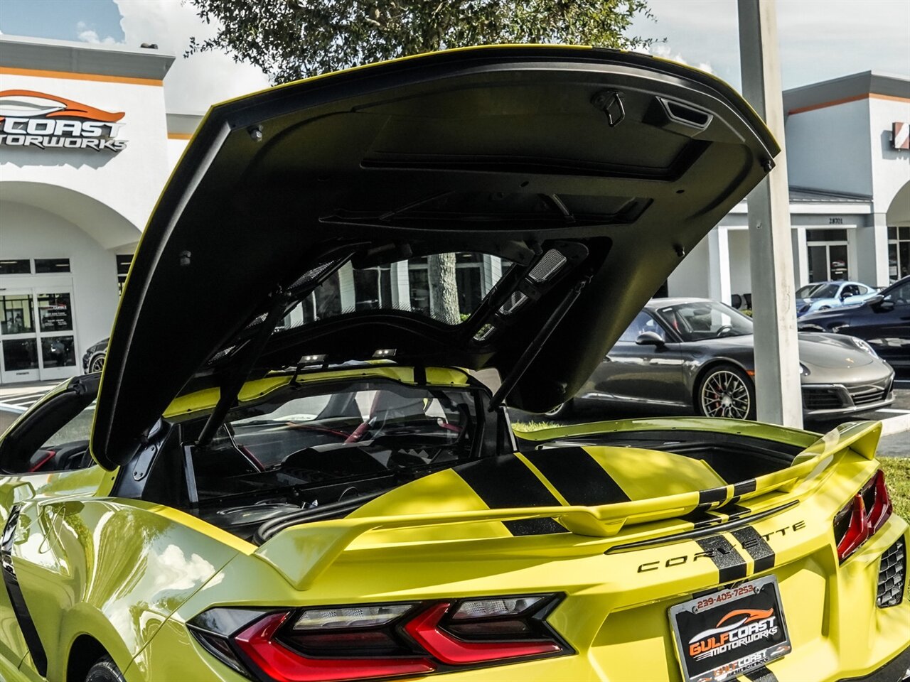 2020 Chevrolet Corvette Stingray   - Photo 33 - Bonita Springs, FL 34134