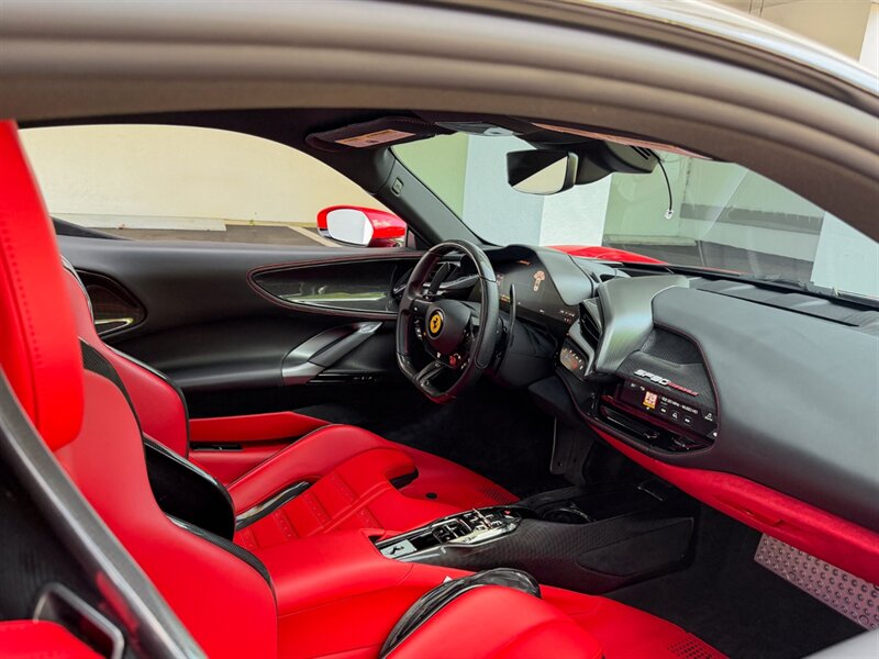 2021 Ferrari SF90 Stradale   - Photo 26 - Bonita Springs, FL 34134