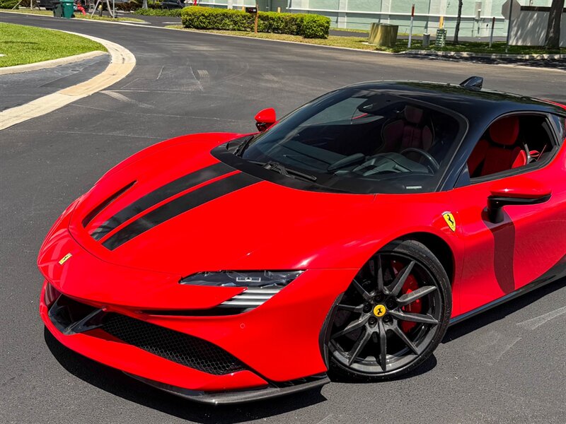2021 Ferrari SF90 Stradale   - Photo 10 - Bonita Springs, FL 34134
