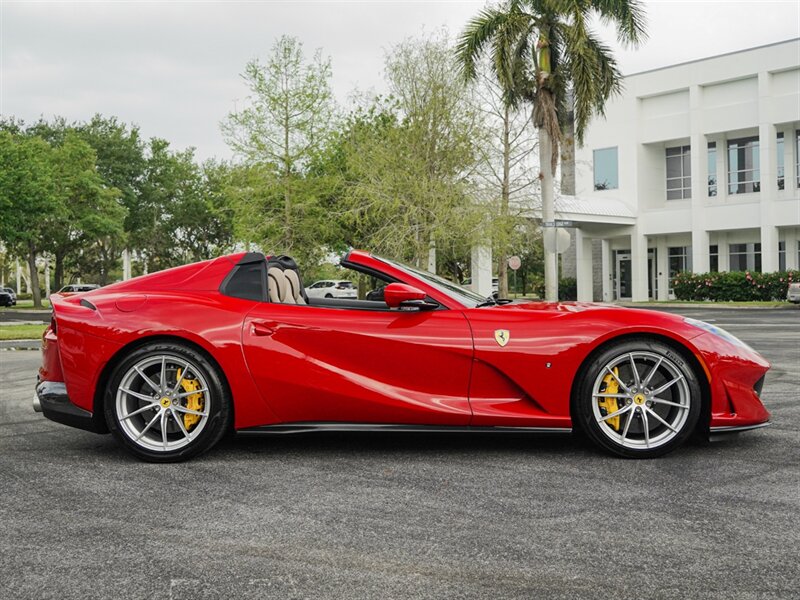 2022 Ferrari 812 GTS - Photo 77 - Bonita Springs, FL 34134