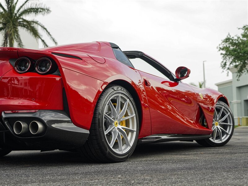 2022 Ferrari 812 GTS - Photo 74 - Bonita Springs, FL 34134