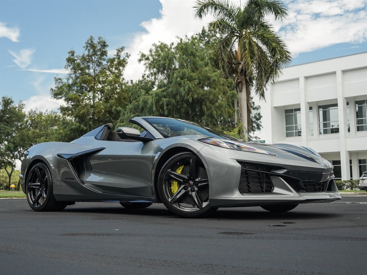 2024 Chevrolet Corvette Z06   - Photo 76 - Bonita Springs, FL 34134