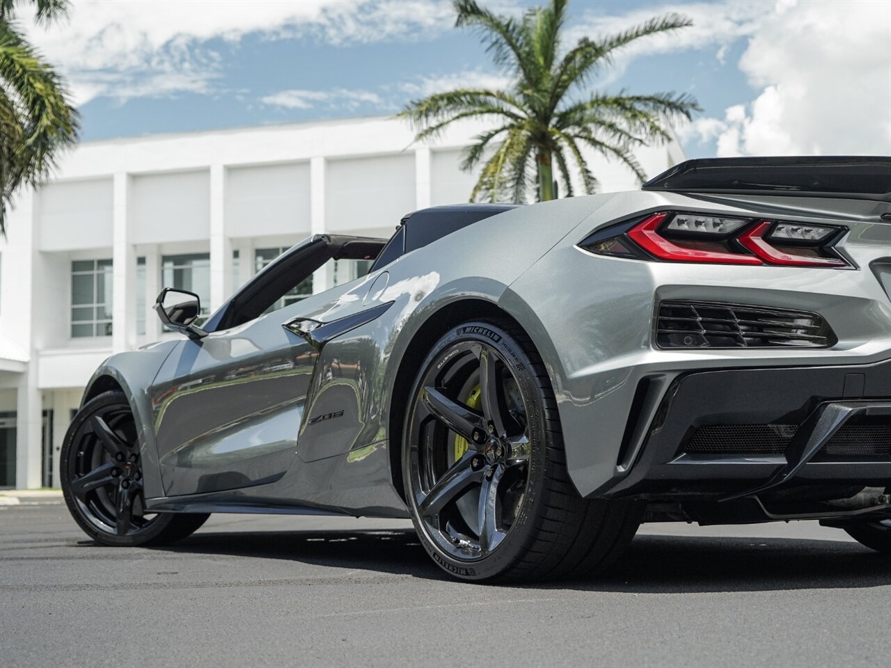 2024 Chevrolet Corvette Z06   - Photo 48 - Bonita Springs, FL 34134