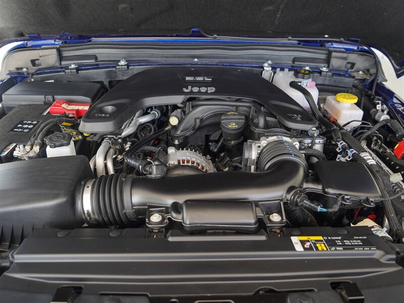 2019 Jeep Wrangler Unlimited Sahara - Photo 18 - Bonita Springs, FL 34134