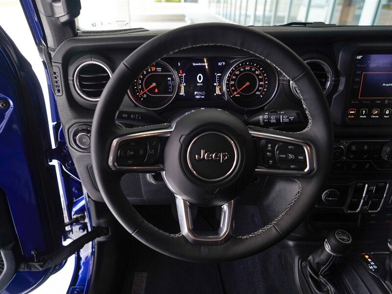 2019 Jeep Wrangler Unlimited Sahara - Photo 10 - Bonita Springs, FL 34134