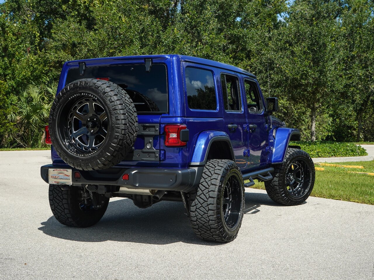 2019 Jeep Wrangler Unlimited Sahara   - Photo 36 - Bonita Springs, FL 34134