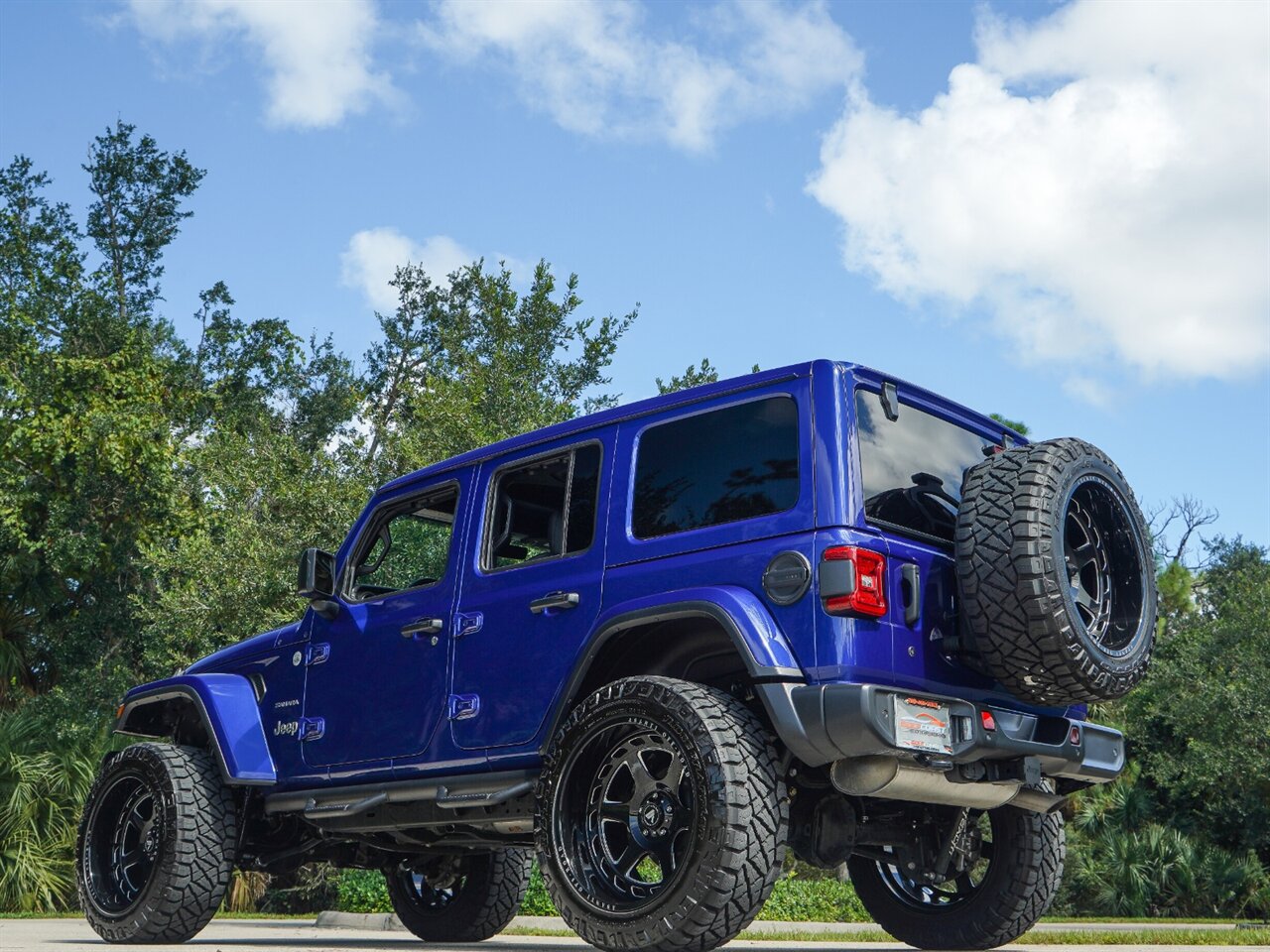 2019 Jeep Wrangler Unlimited Sahara   - Photo 41 - Bonita Springs, FL 34134