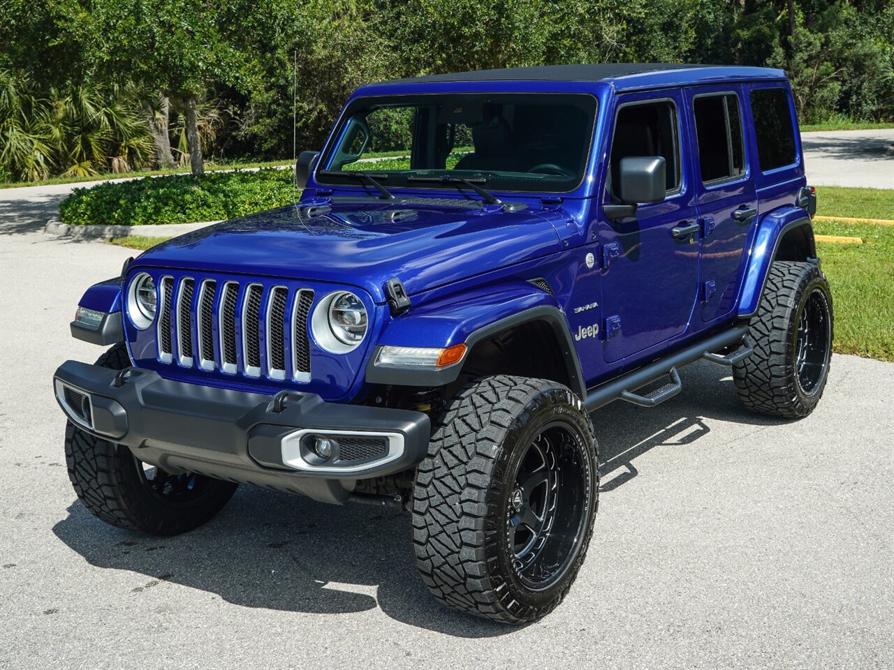 2019 Jeep Wrangler Unlimited Sahara   - Photo 47 - Bonita Springs, FL 34134