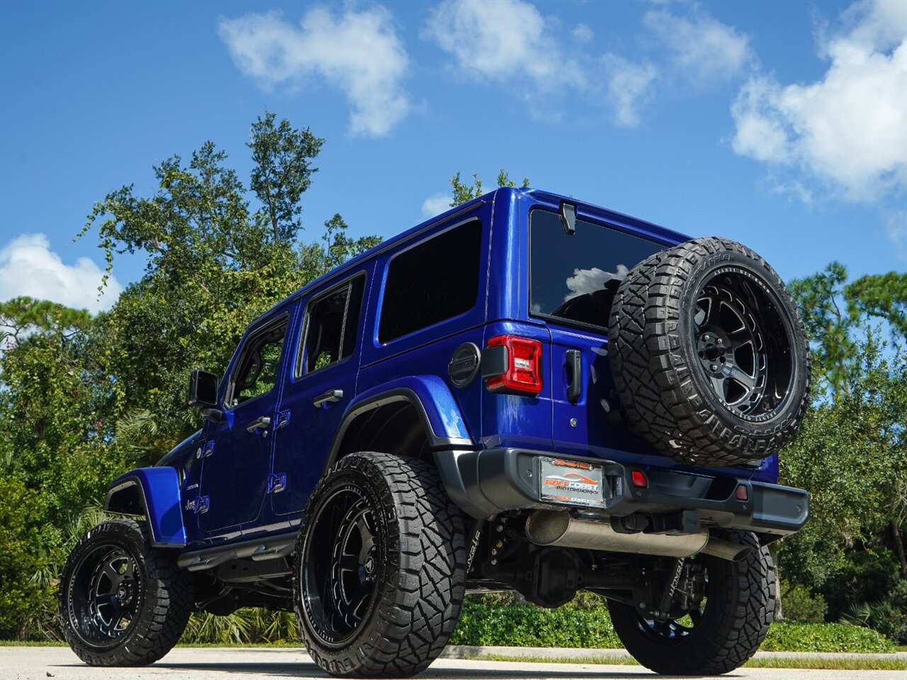 2019 Jeep Wrangler Unlimited Sahara   - Photo 45 - Bonita Springs, FL 34134