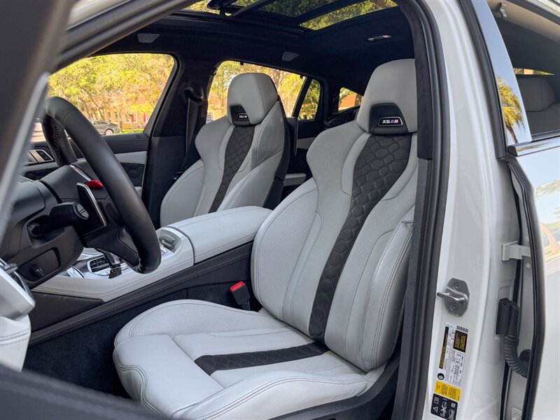2020 BMW X6 M Competition - Photo 27 - Bonita Springs, FL 34134