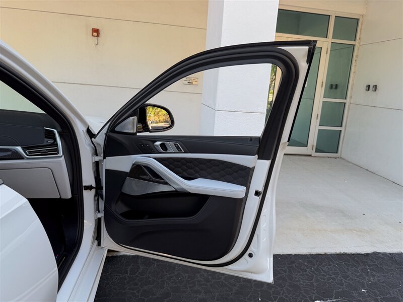 2020 BMW X6 M Competition - Photo 46 - Bonita Springs, FL 34134