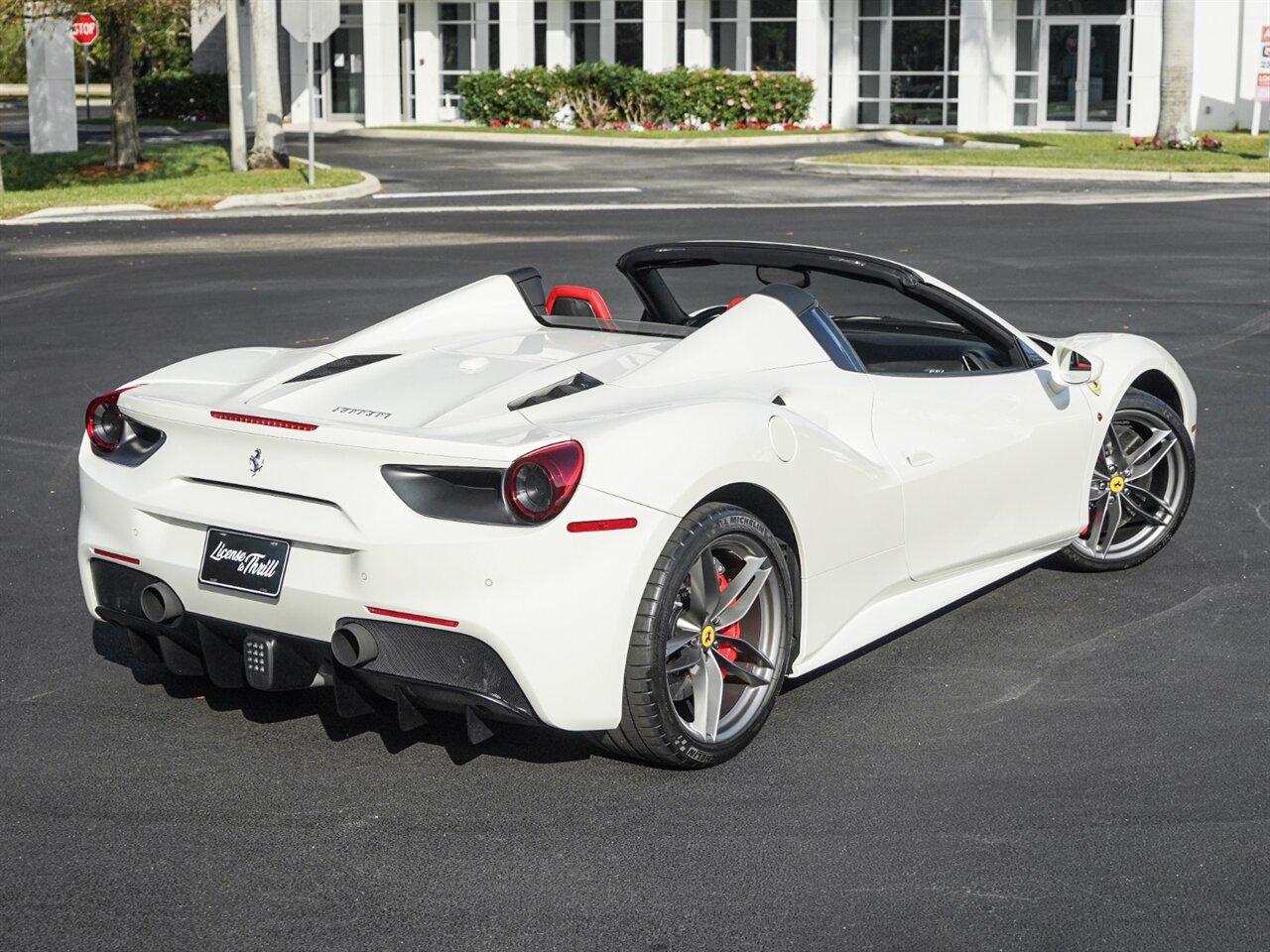 2018 Ferrari 488 Spider   - Photo 65 - Bonita Springs, FL 34134