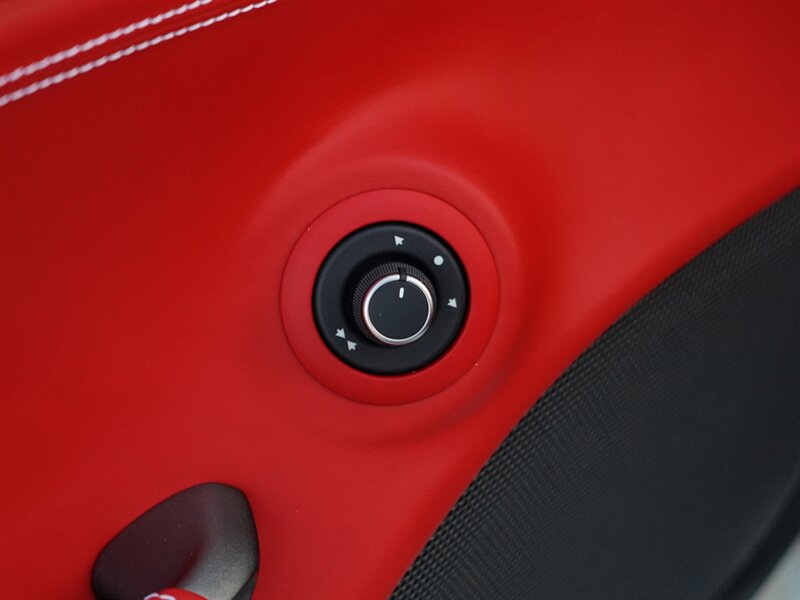 2018 Ferrari 488 Spider - Photo 25 - Bonita Springs, FL 34134