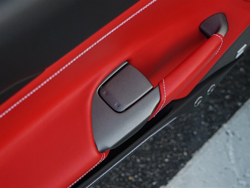 2018 Ferrari 488 Spider - Photo 26 - Bonita Springs, FL 34134