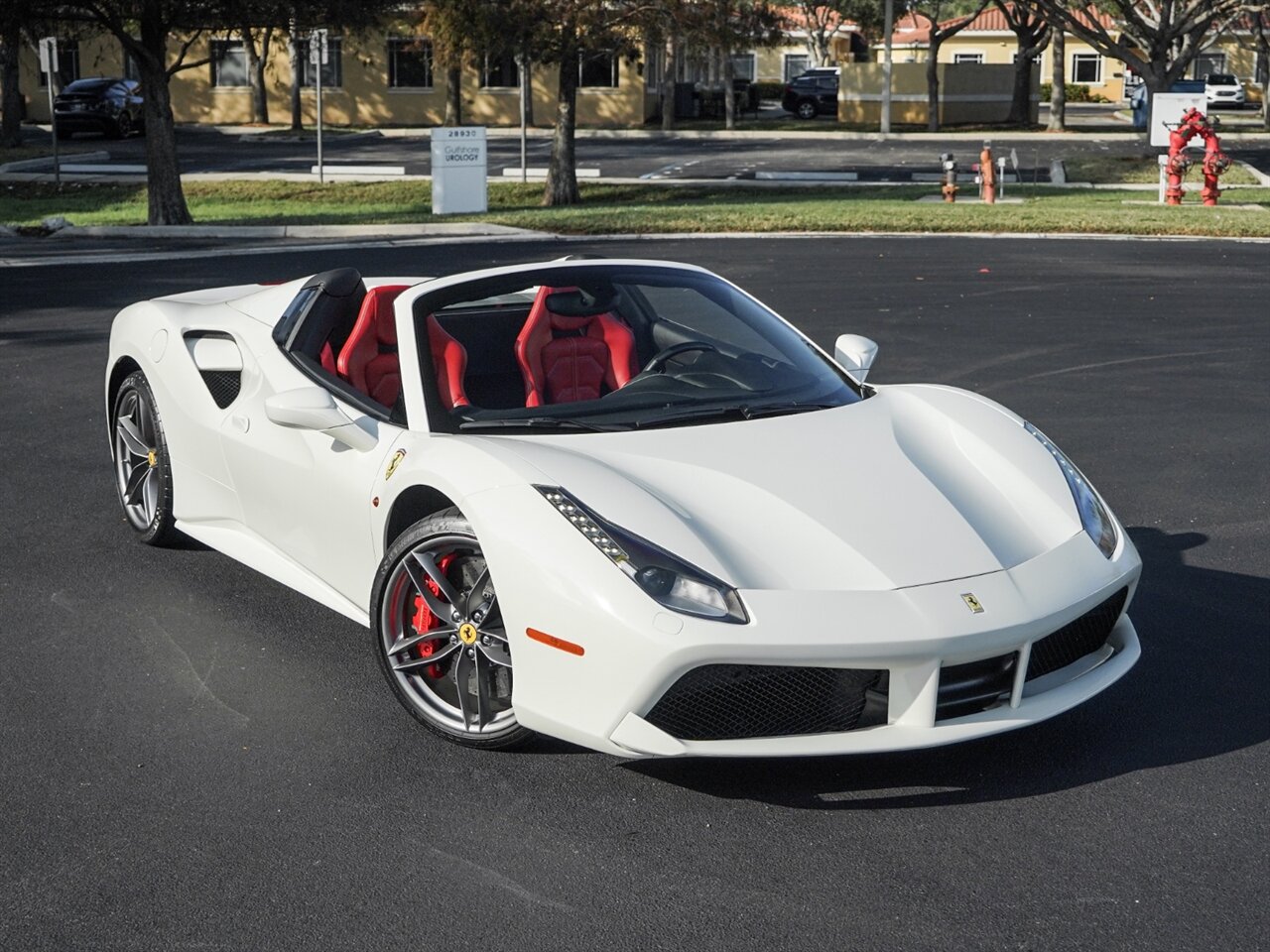 2018 Ferrari 488 Spider   - Photo 68 - Bonita Springs, FL 34134