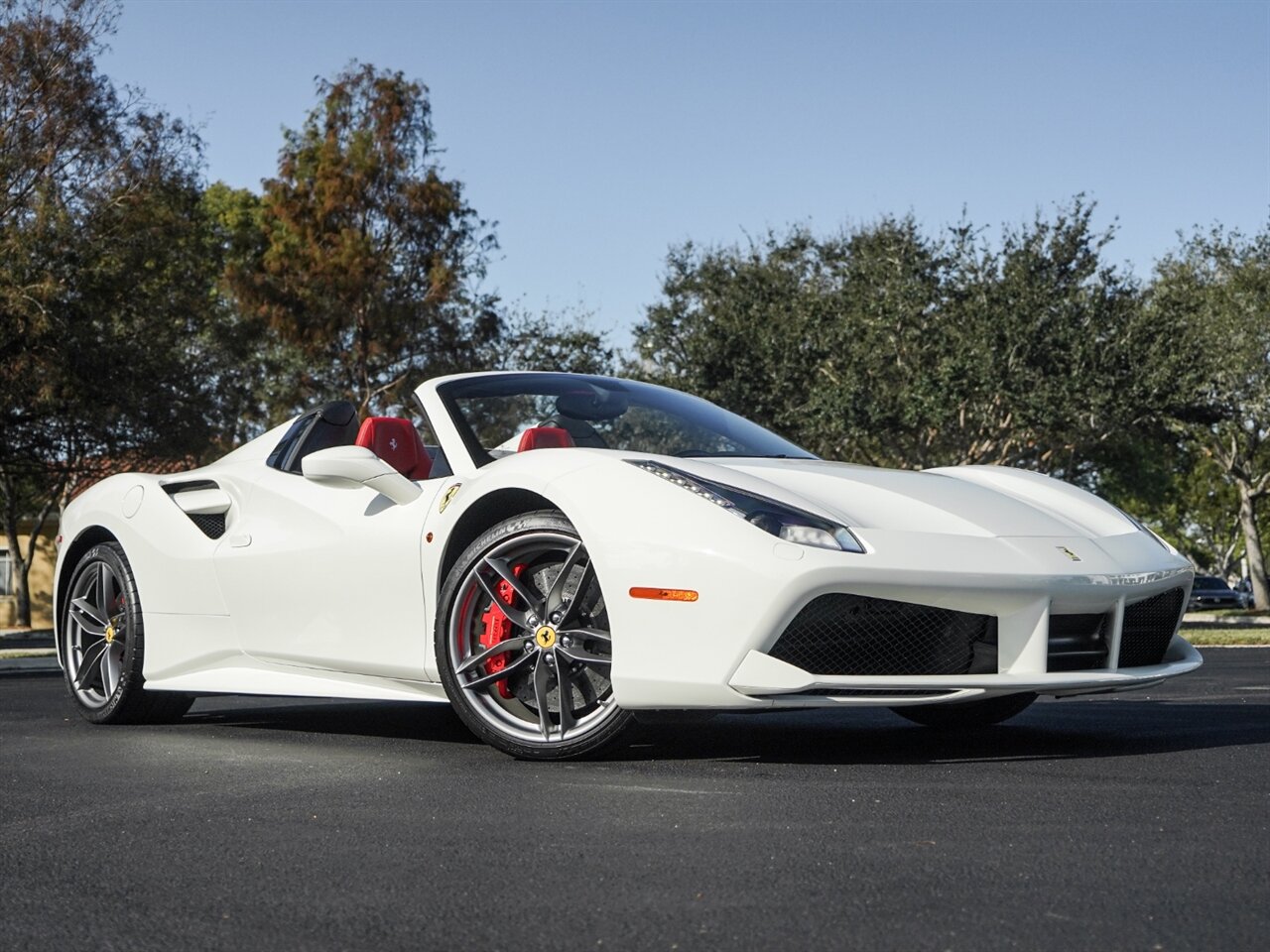 2018 Ferrari 488 Spider   - Photo 76 - Bonita Springs, FL 34134