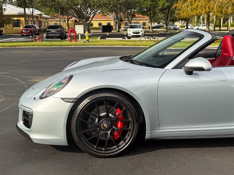 2018 Porsche 911 Targa 4S - Photo 47 - Bonita Springs, FL 34134