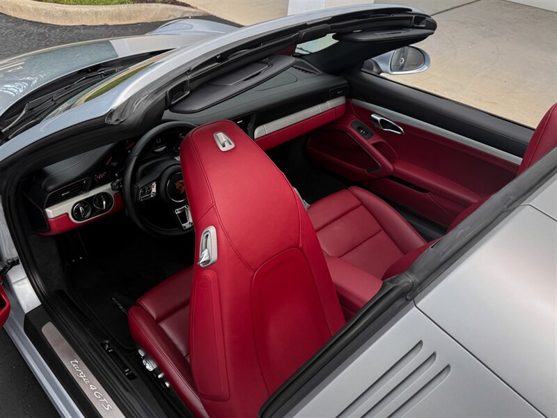 2018 Porsche 911 Targa 4S - Photo 30 - Bonita Springs, FL 34134