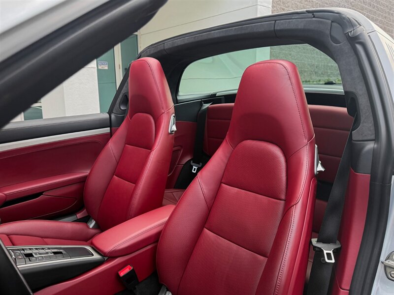 2018 Porsche 911 Targa 4S - Photo 23 - Bonita Springs, FL 34134