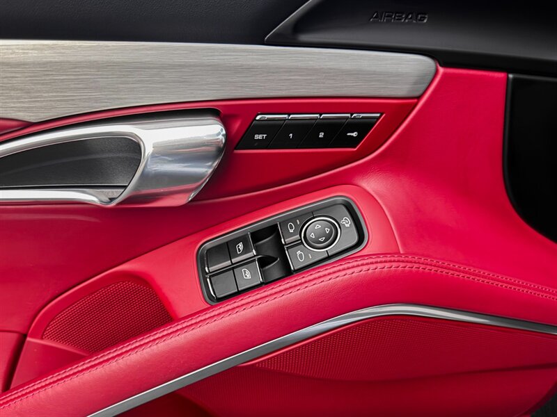 2018 Porsche 911 Targa 4S - Photo 26 - Bonita Springs, FL 34134