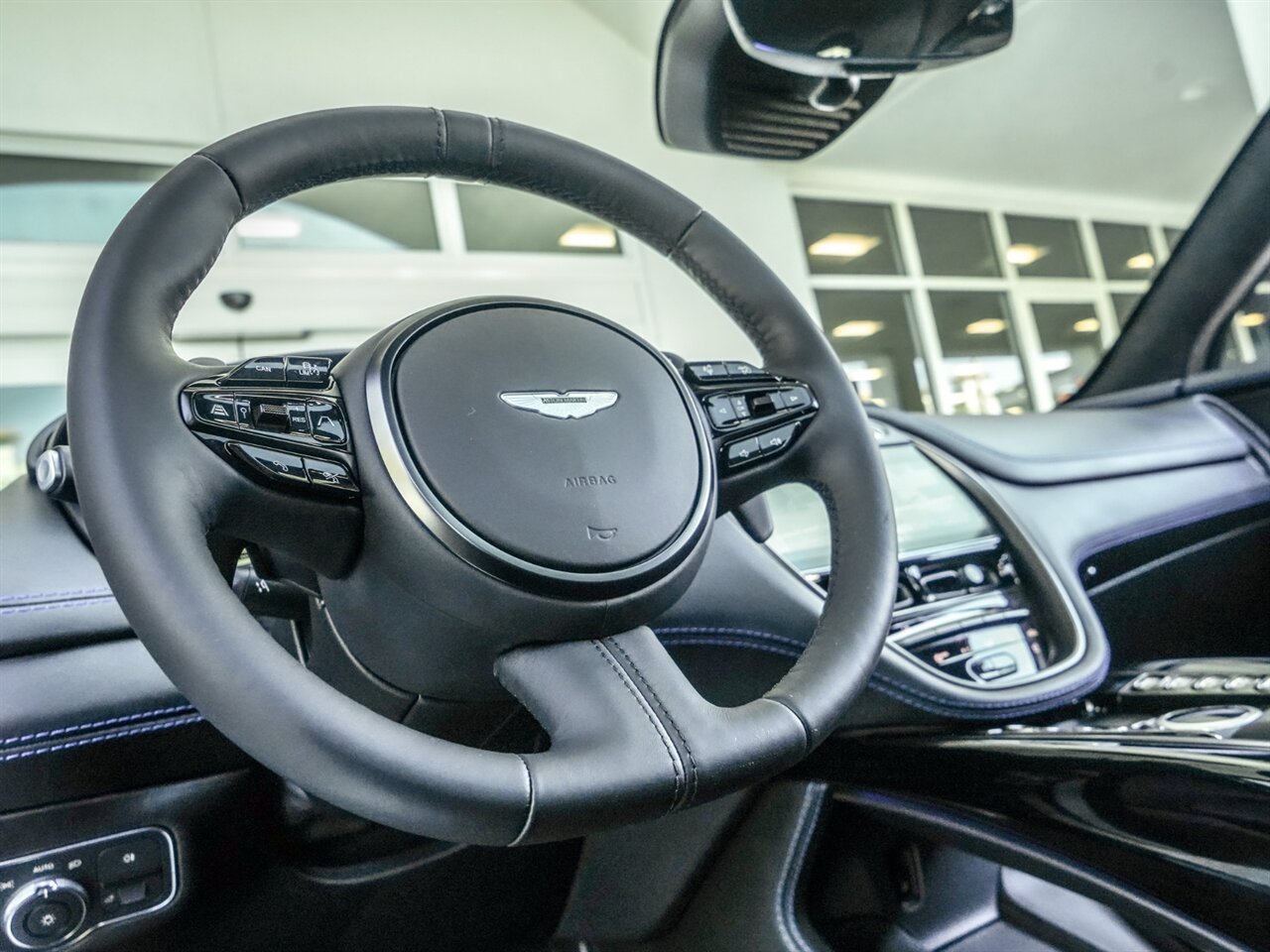 2021 Aston Martin DBX   - Photo 13 - Bonita Springs, FL 34134