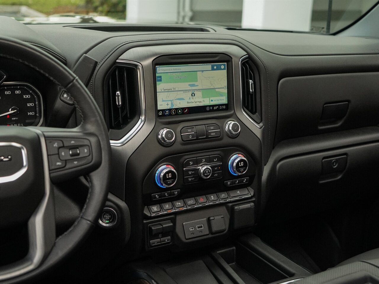 2022 GMC Sierra 3500HD Denali   - Photo 16 - Bonita Springs, FL 34134