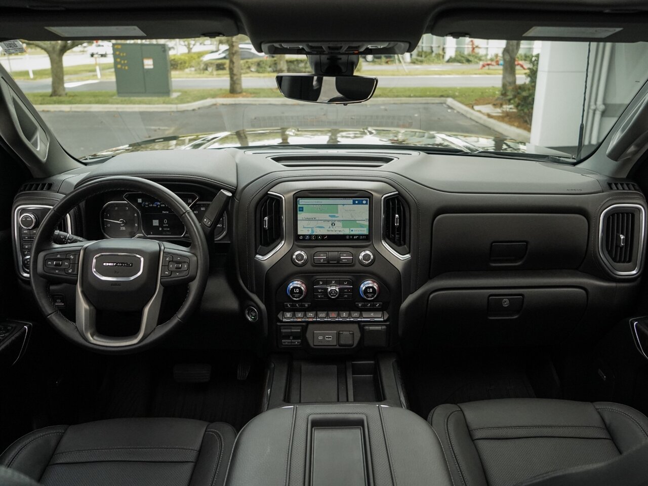 2022 GMC Sierra 3500HD Denali   - Photo 32 - Bonita Springs, FL 34134