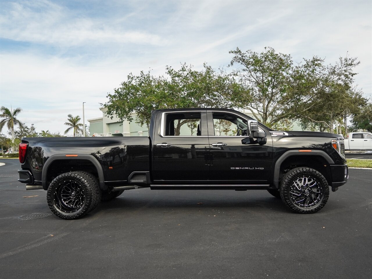 2022 GMC Sierra 3500HD Denali   - Photo 69 - Bonita Springs, FL 34134