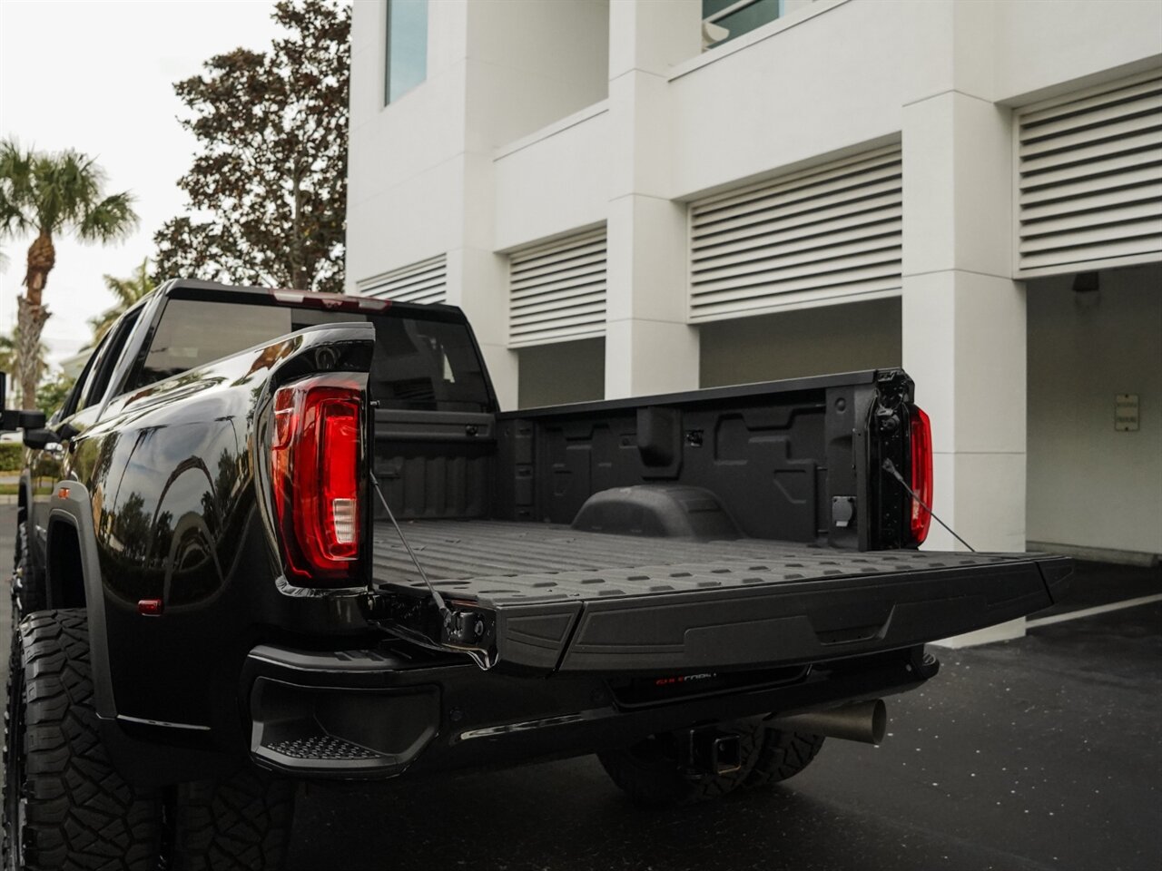 2022 GMC Sierra 3500HD Denali   - Photo 45 - Bonita Springs, FL 34134